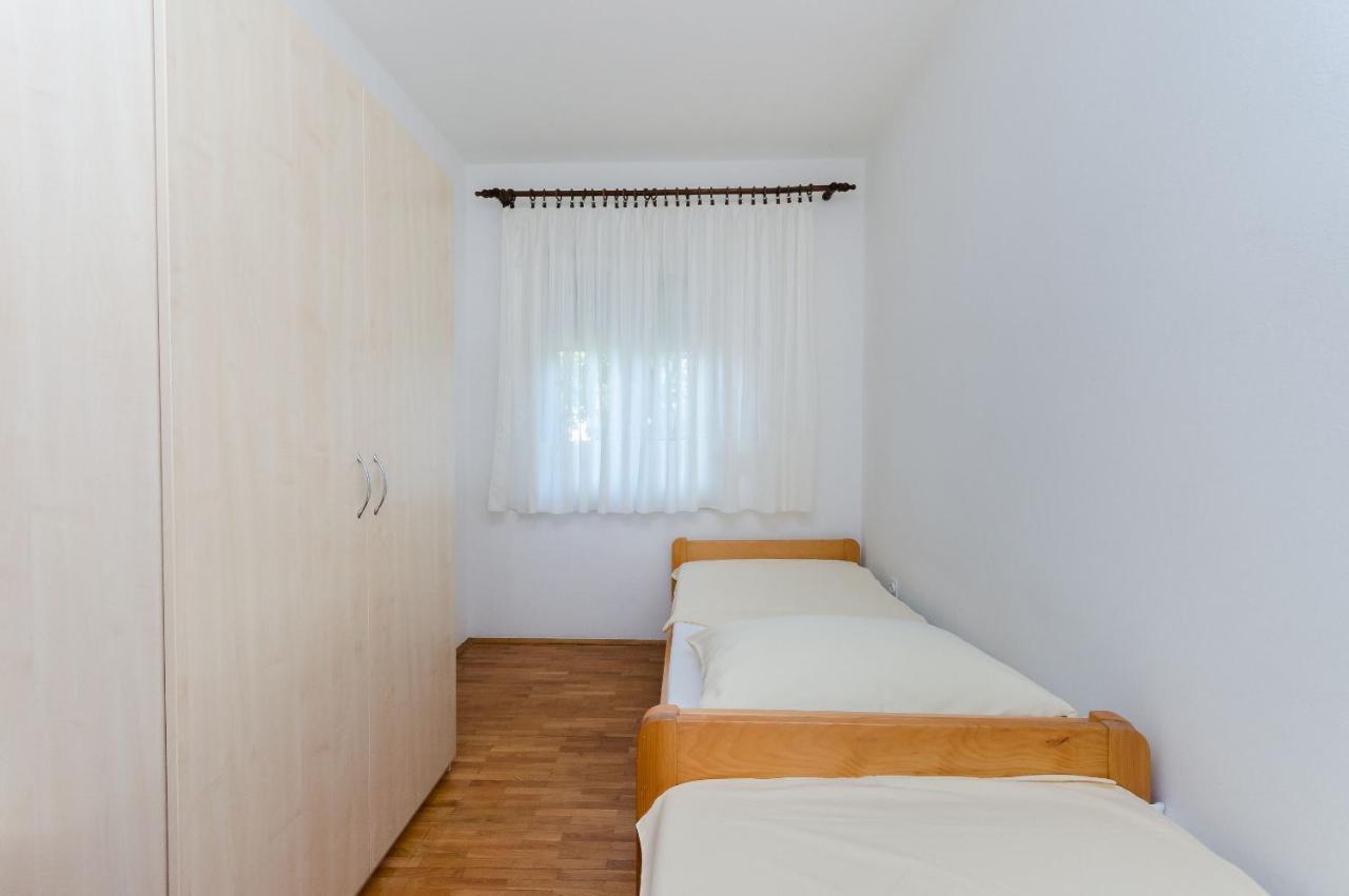 Apartments Ruza A Lopar Εξωτερικό φωτογραφία