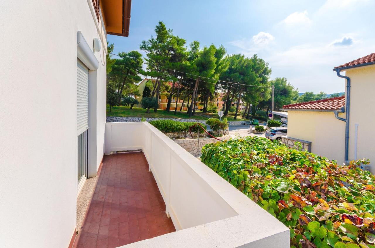 Apartments Ruza A Lopar Εξωτερικό φωτογραφία